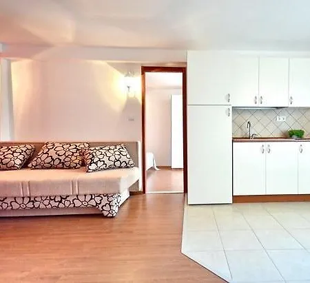 Culic Appartement Podstrana